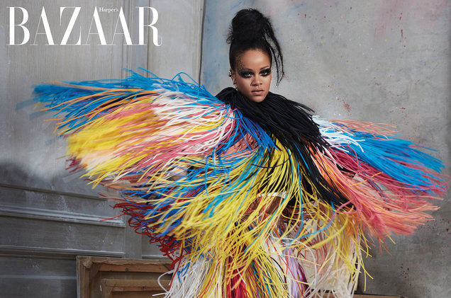 Райская птичка: Рианна снялась для обложки «Harper's Bazaar»