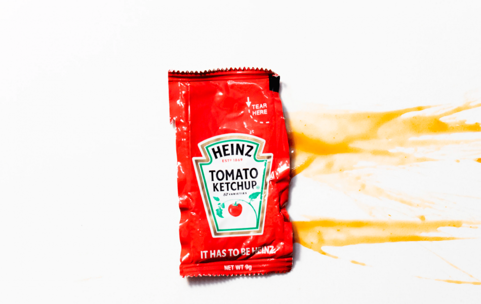 Американские рестораны столкнулись с дефицитом кетчупа
