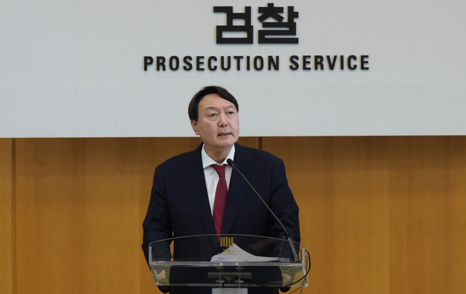 Антифеминист стал президентом Южной Кореи. Что ему помогло