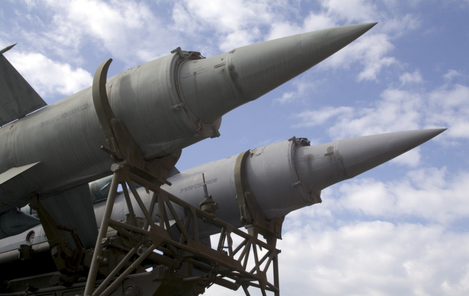 Северная Корея запустила баллистическую ракету над Японией 