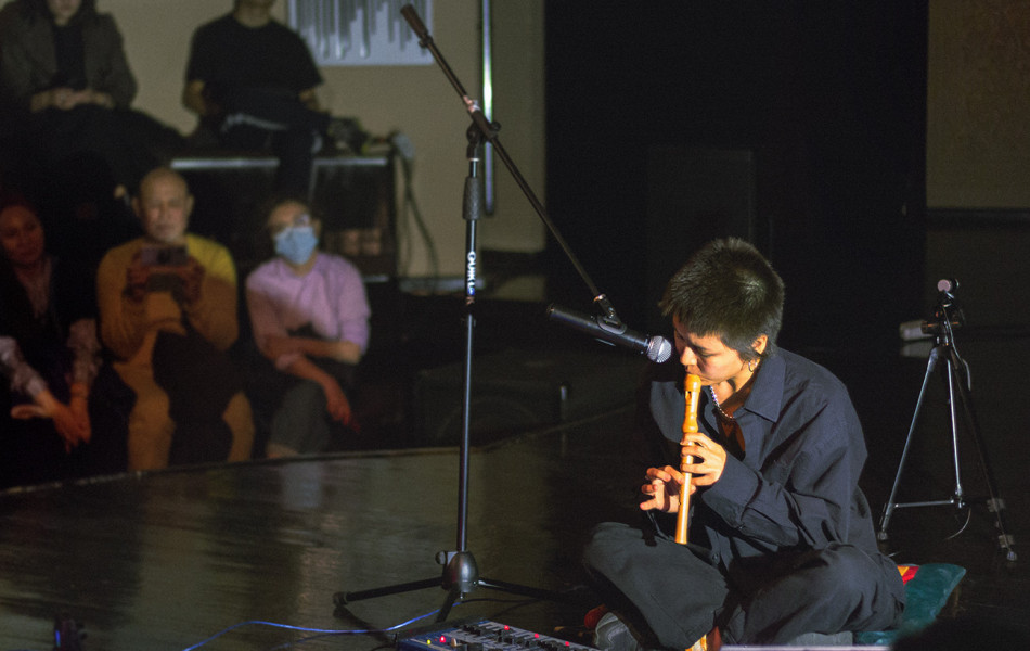 Звуки природы, домбра, искусственный интеллект: кто создает авангардную музыку в Казахстане 