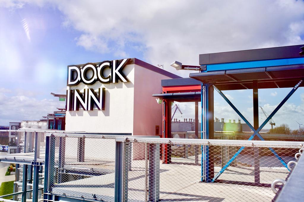 Dock Inn hotel