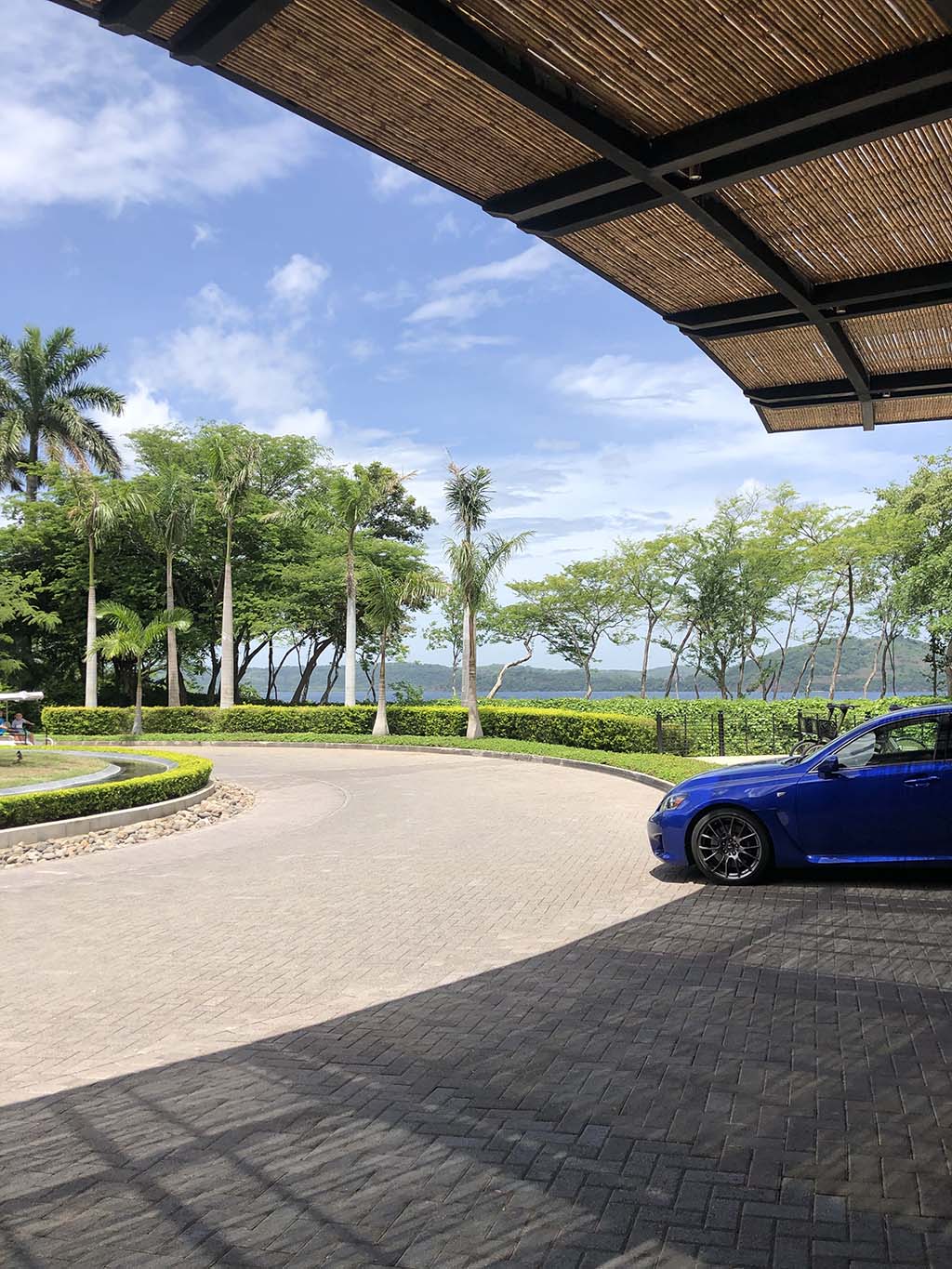 Коста-Рика, Lexus