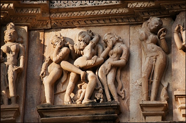 скульптура с сексом