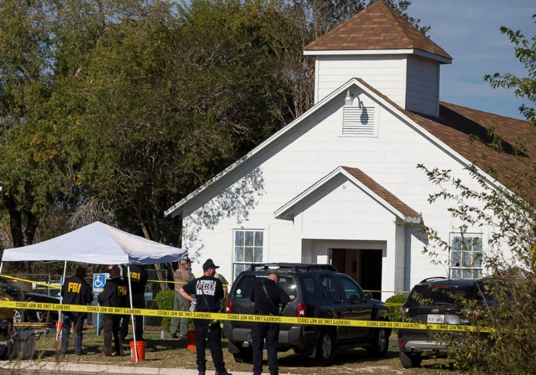 Стрельба в Техасе: убито не менее 26 человек