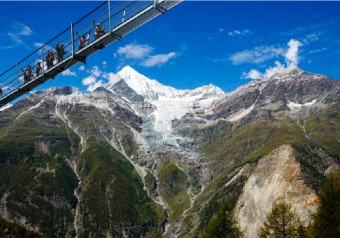 В Швейцарии построили самый длинный пешеходный мост в мире