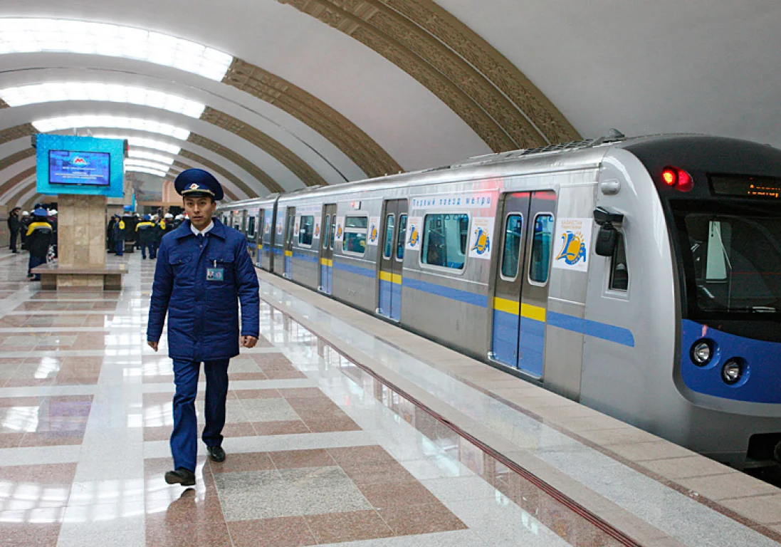 В метро Алматы усилят досмотр пассажиров на время проведения Универсиады