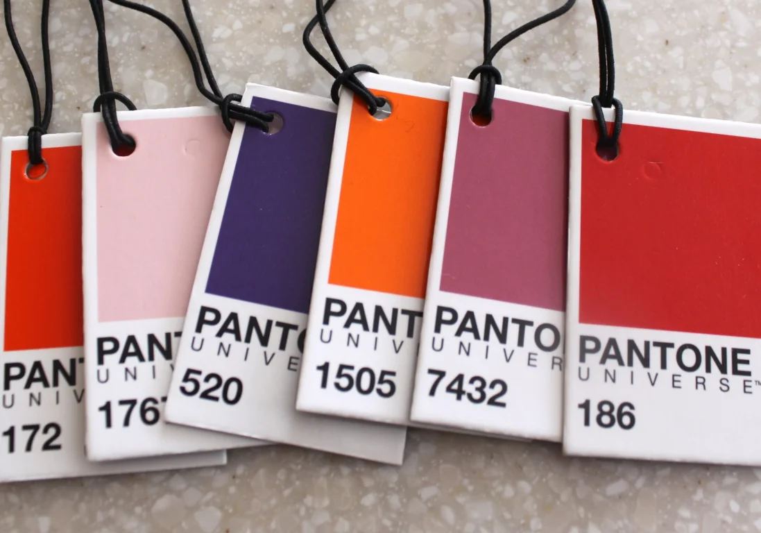 Pantone назвала главные цвета весны 2017 года