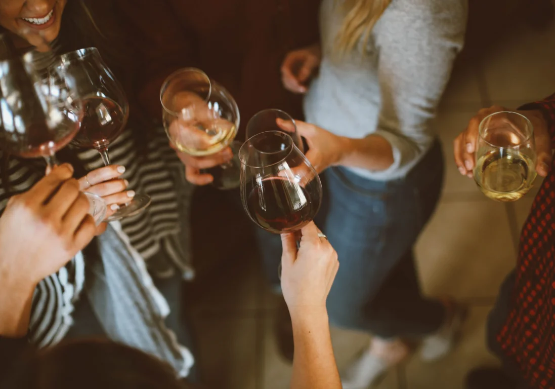 Исследование: Повышает ли употребление алкоголя риск возникновения рака?