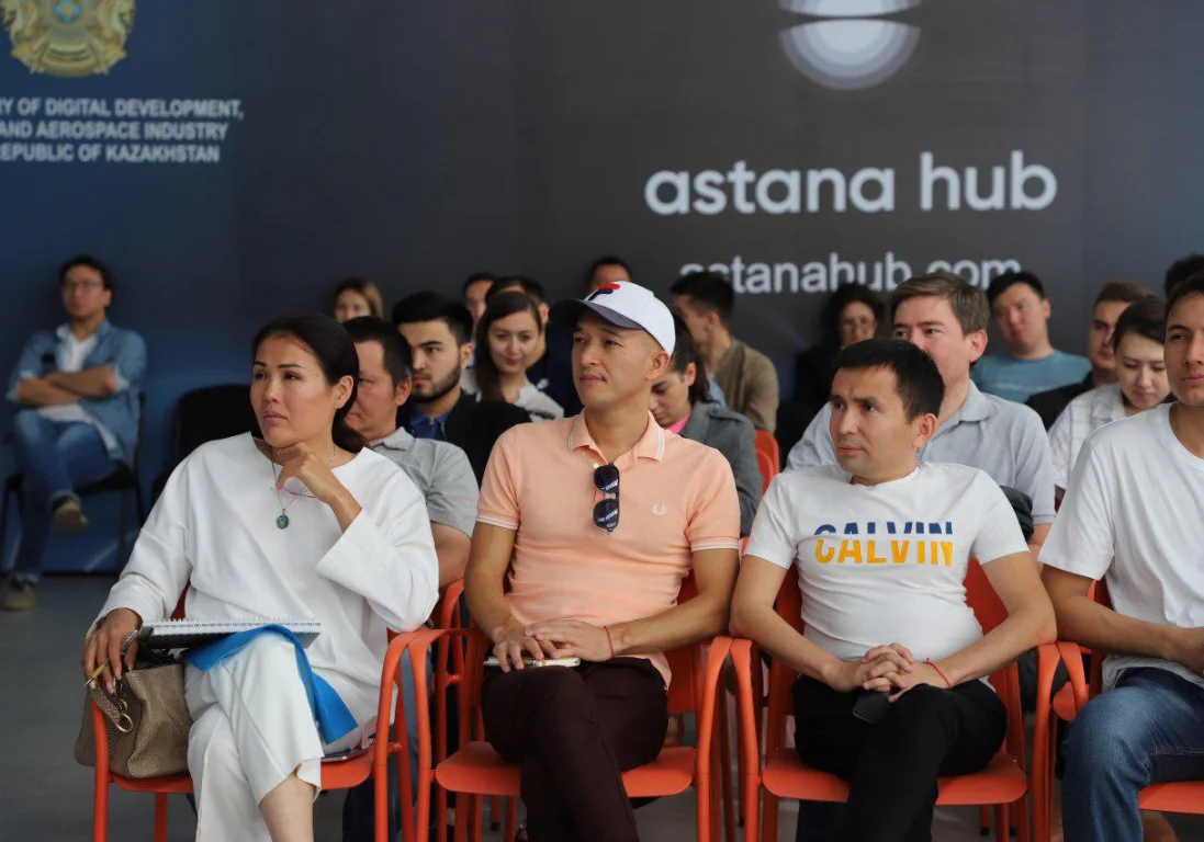 Стартаперам и не только: Всё о программе акселерации от Astana Hub