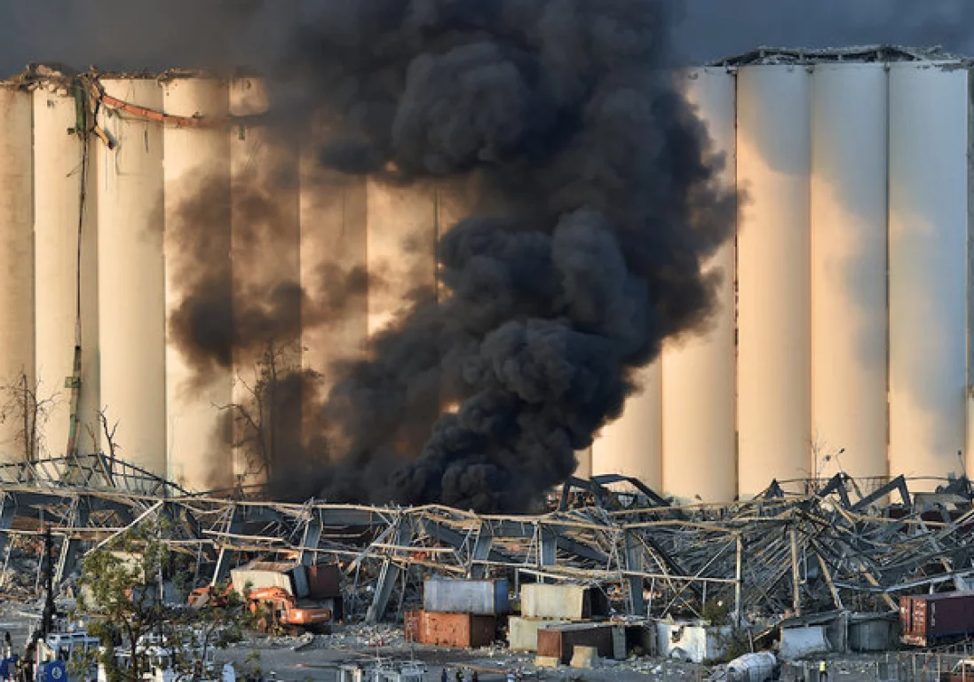 Взрыв в Бейруте: Администрация порта будет под домашним арестом