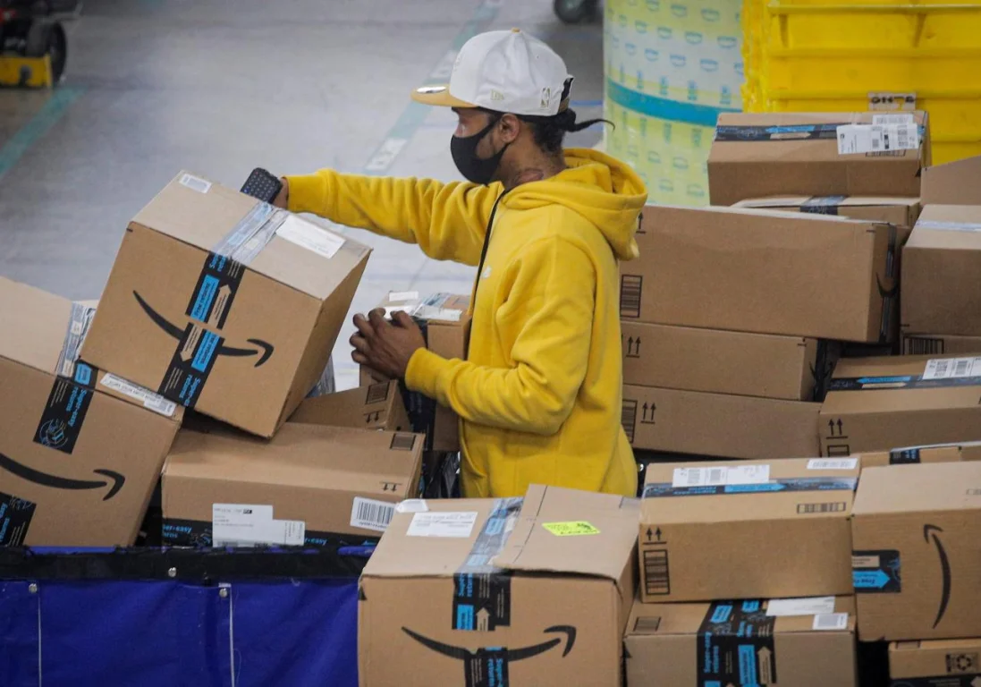 Зачем Amazon нанимает сотрудников «под увольнение»?