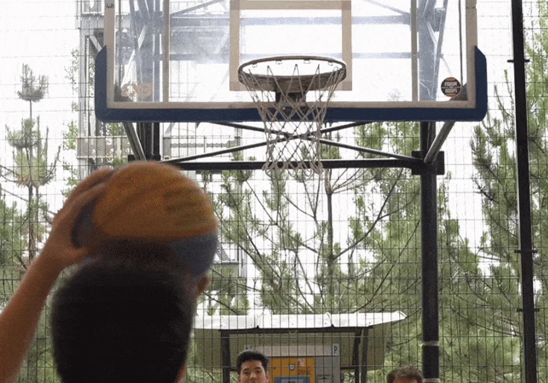 «Жизнь — это баскетбол, а баскетбол — это жизнь»: подростки о любви к спорту