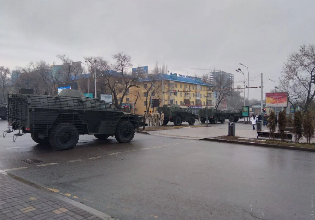 Массовые беспорядки и митинги: что сейчас происходит в разных городах Казахстана?