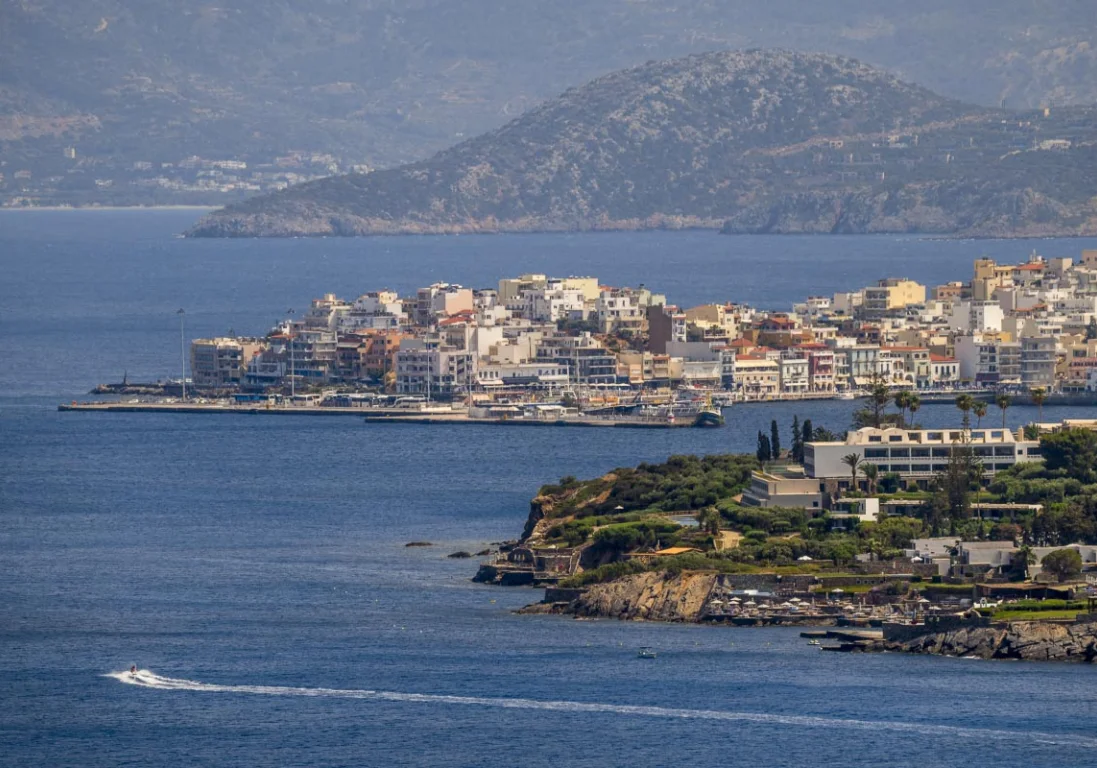 Для чего следует отправиться на остров Крит?