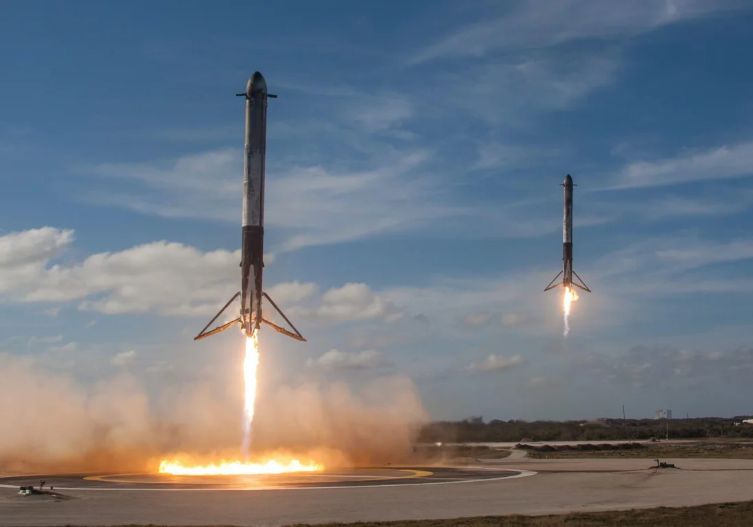 SpaceX запустила самую мощную ракету в космос в рамках секретной миссии