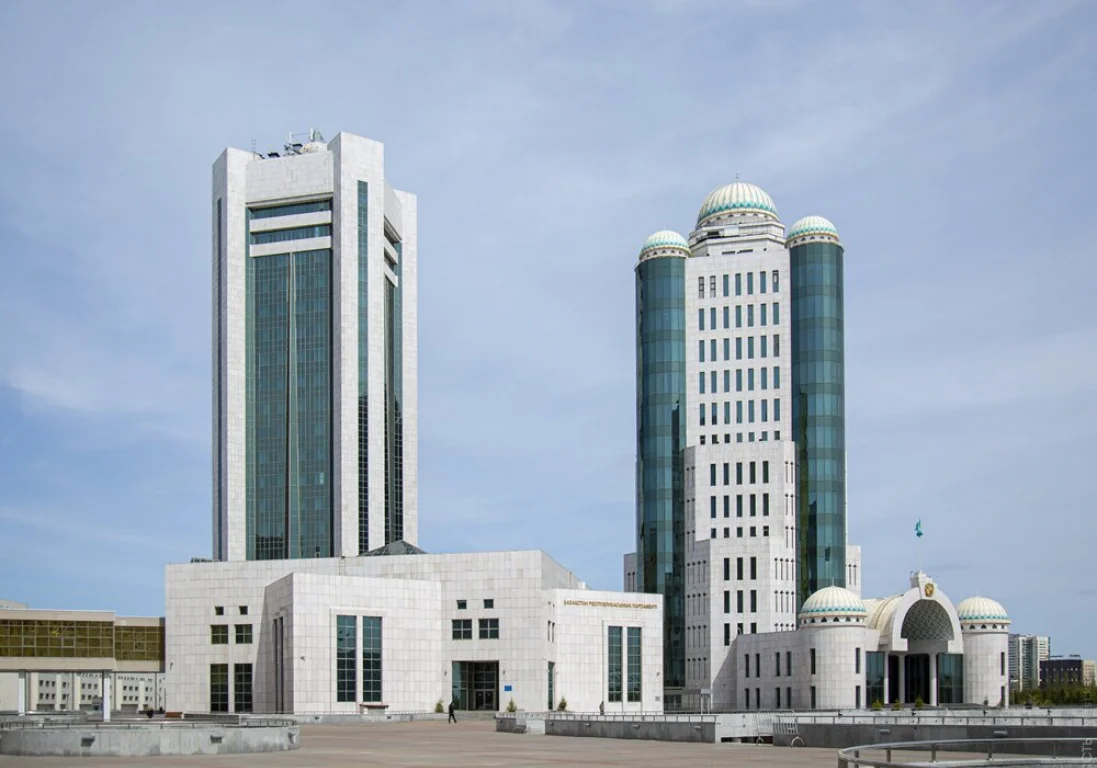 Депутаты мажилиса одобрили создание сайта для подачи петиций в Казахстане