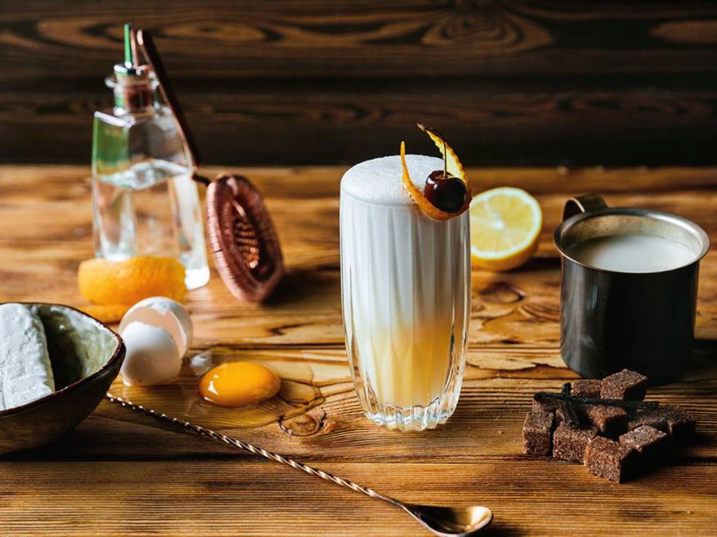 Попробуй Казахстан на вкус: как алматинские бармены придумали коктейль с кумысом