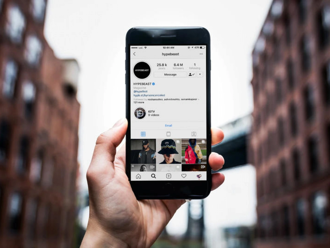 Как получить значок верификации в Instagram?