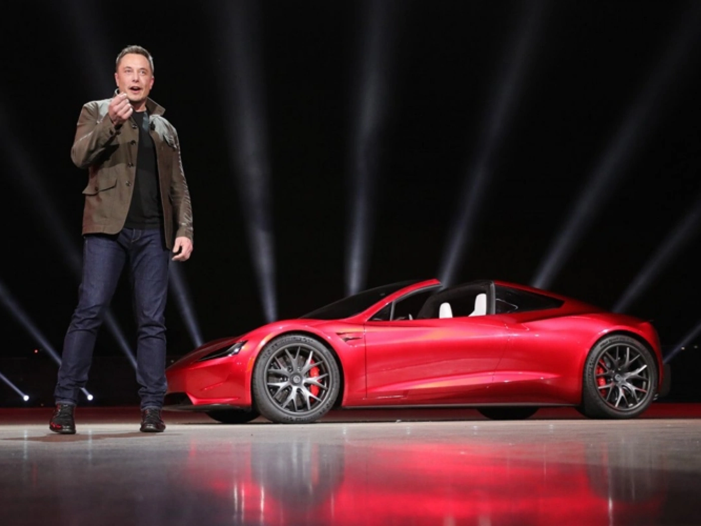 Tesla допускает много брака в производстве электрокаров