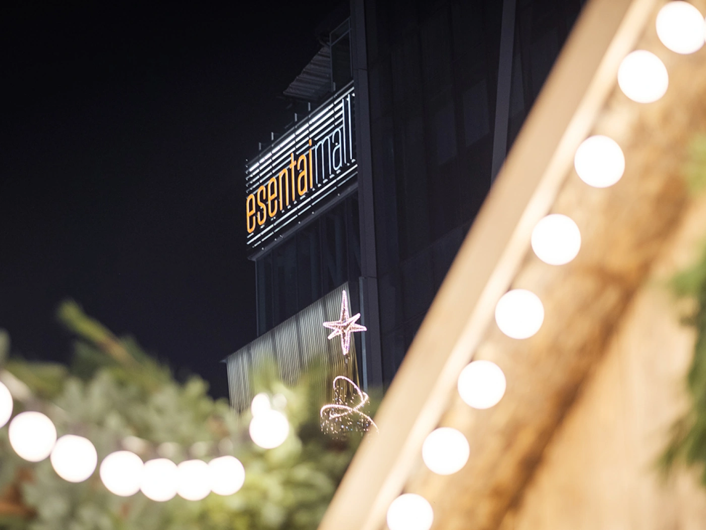 В Esentai Mall продолжается ярмарка Esentai Winter Fair