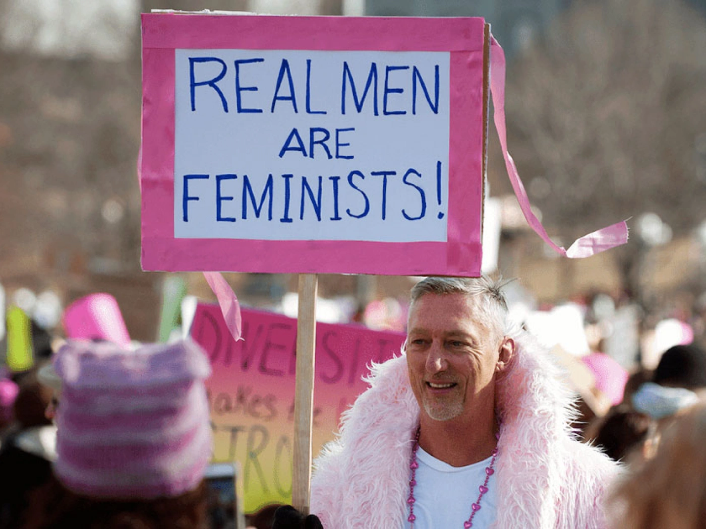 Virtue Signalling: Что мы делаем, чтобы казаться хорошими?