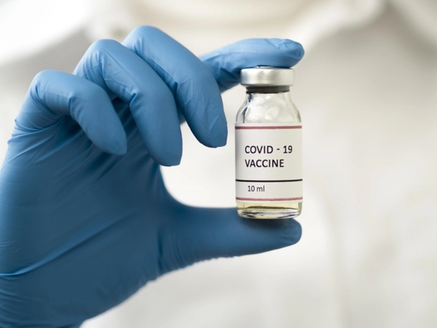 Минздрав РК сообщил кто получит бесплатную вакцину от COVID-19