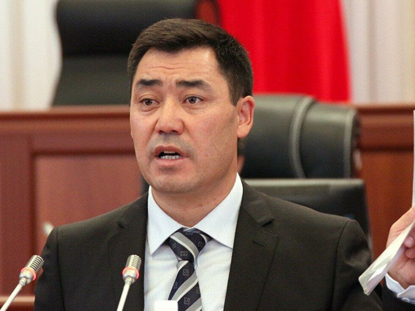 Садыр Жапаров примет участие в выборах президента Кыргызстана, если в стране изменят закон