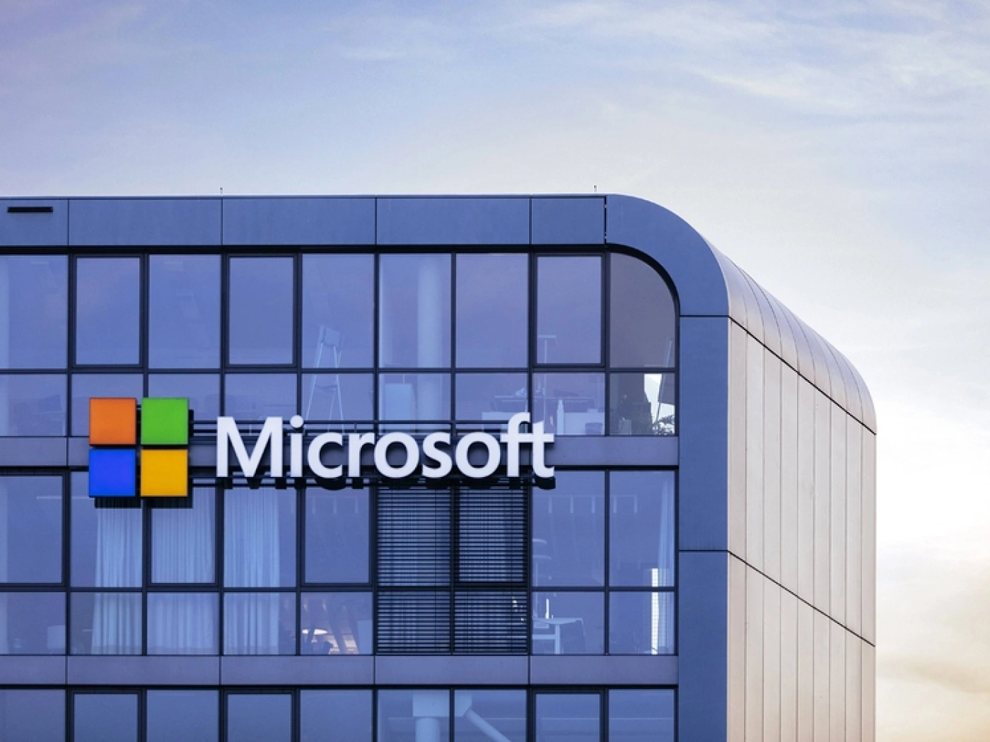 Как компания Microsoft борется с выгоранием сотрудников на удаленке?