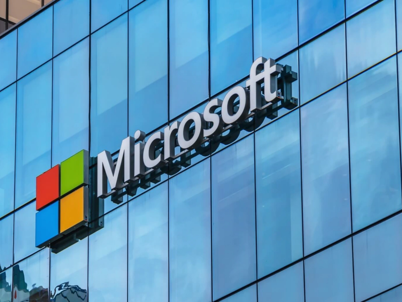 Произошла одна из самых крупных кибератак на программное обеспечение Microsoft