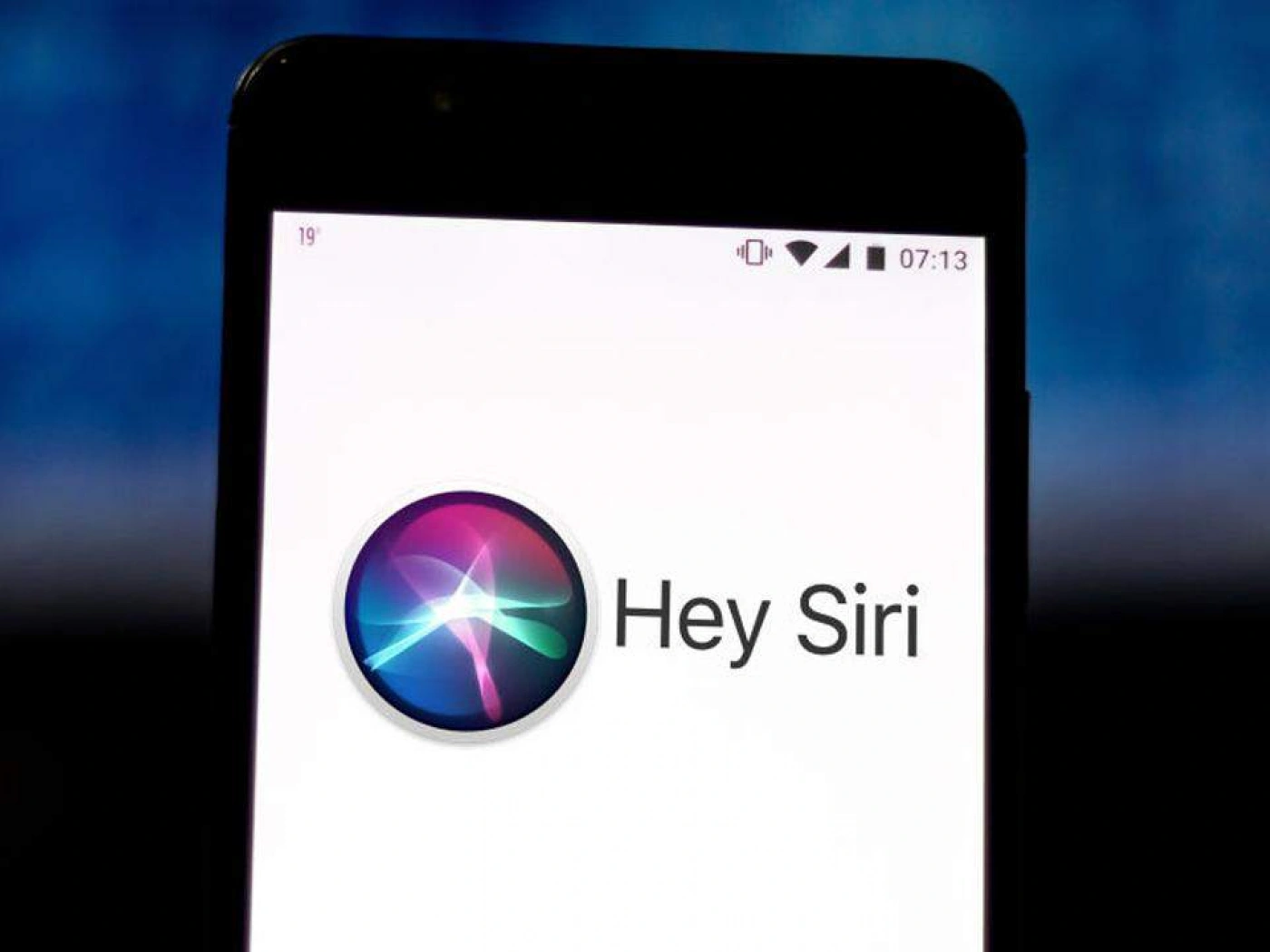 Siri заговорит мужским голосом