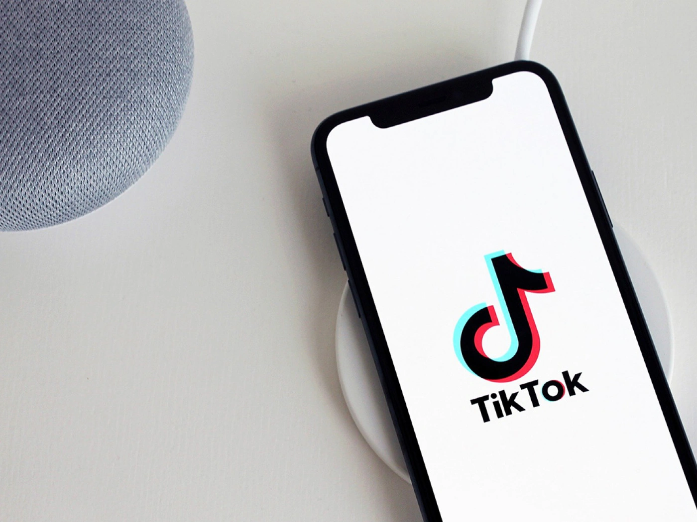 На TikTok подали в суд за незаконный сбор данных