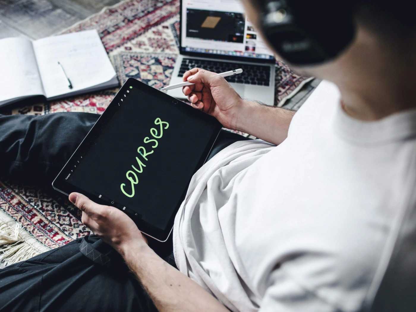 В Казахстане появится своя онлайн платформа с курсами