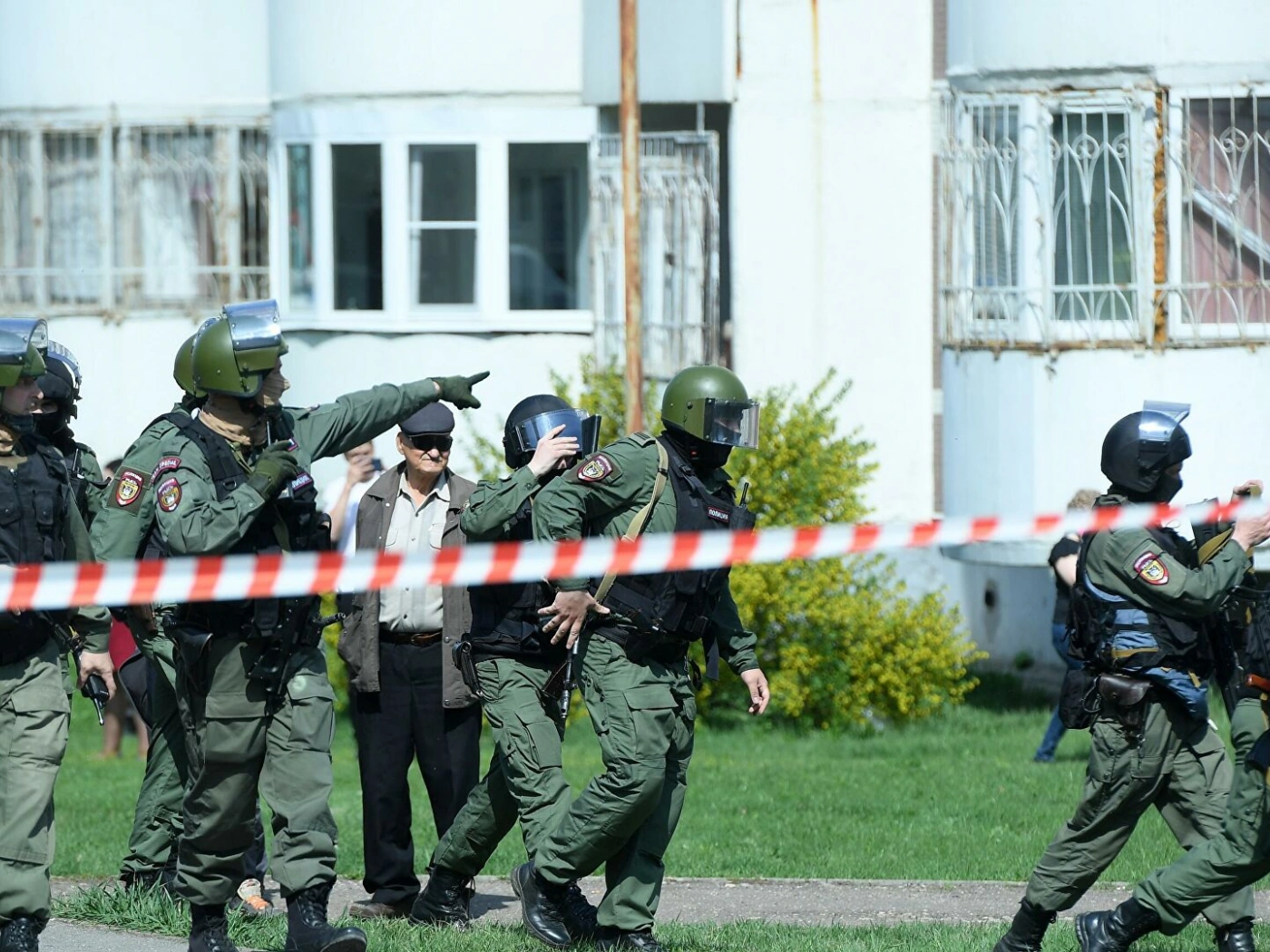 Студент открыл стрельбу на территории Пермского университета