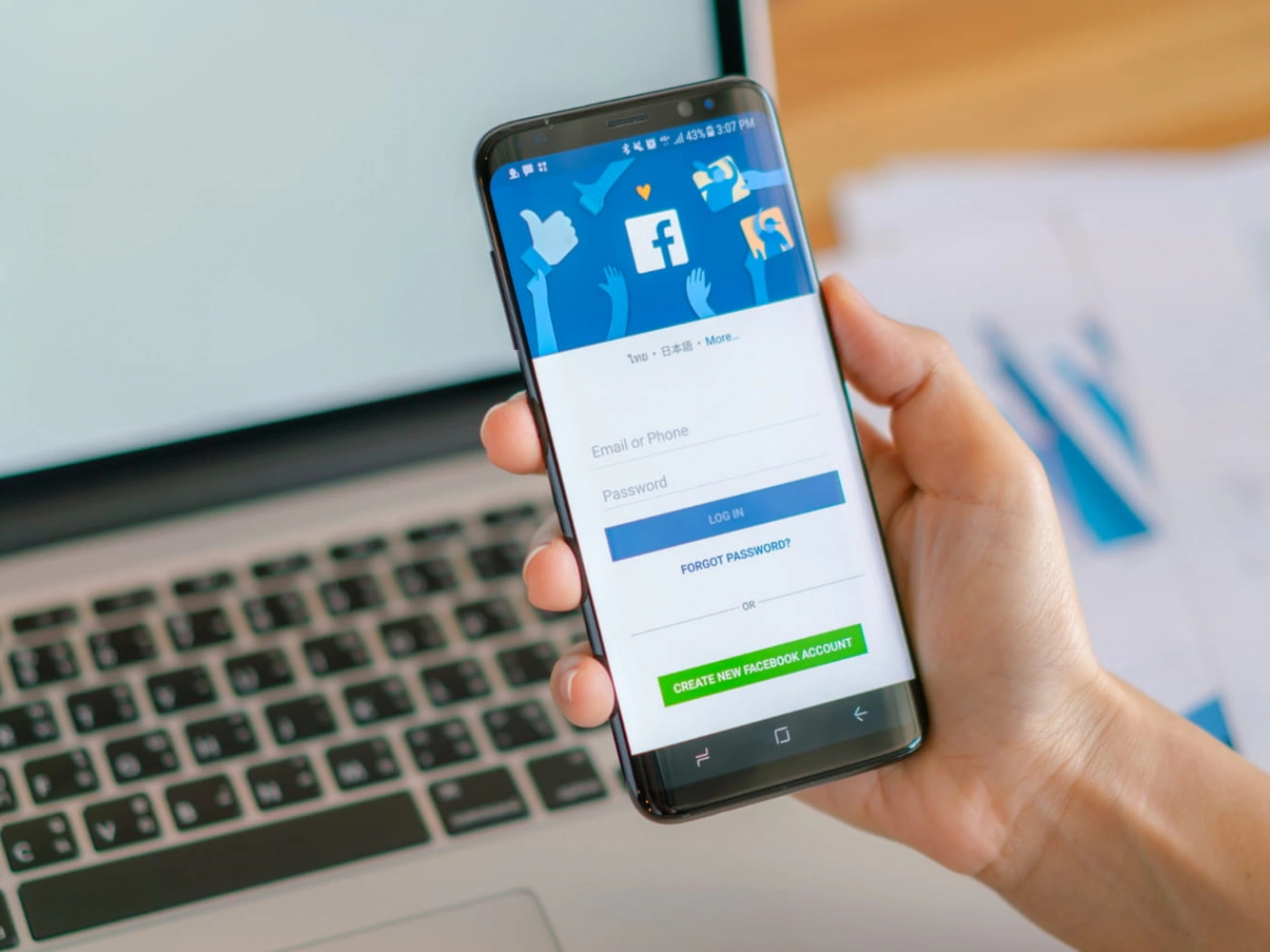 Марк Цукерберг переименовал Facebook в Meta