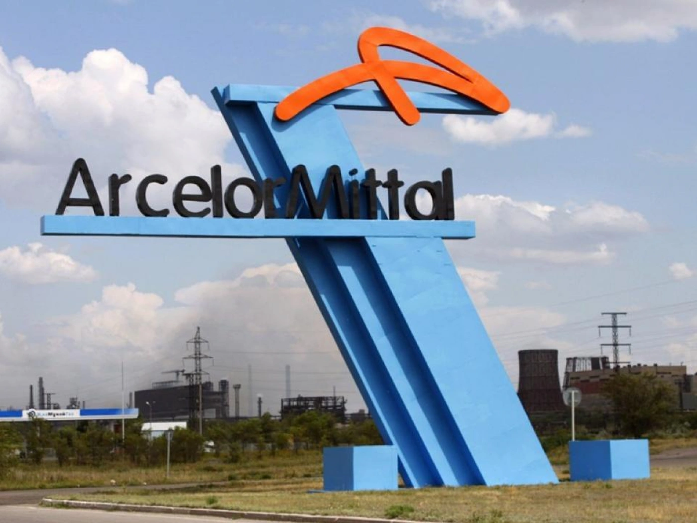 На шахтах компании «АрселорМиттал Темиртау» проведут проверки после ЧП