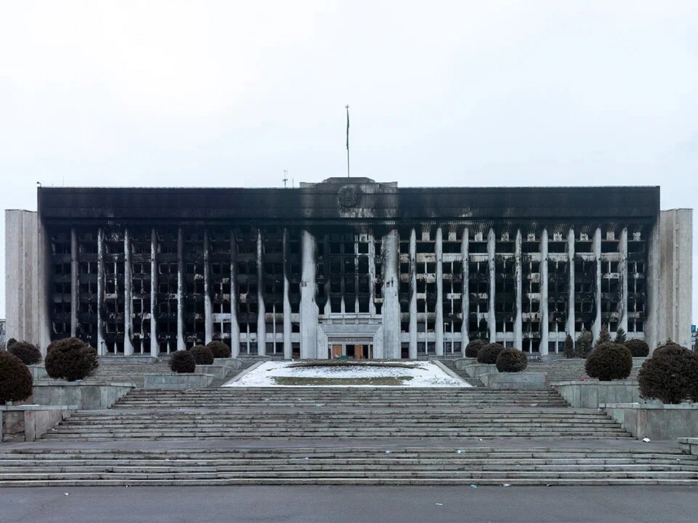 Акимат Алматы назвал общую сумму ущерба, нанесенного городу