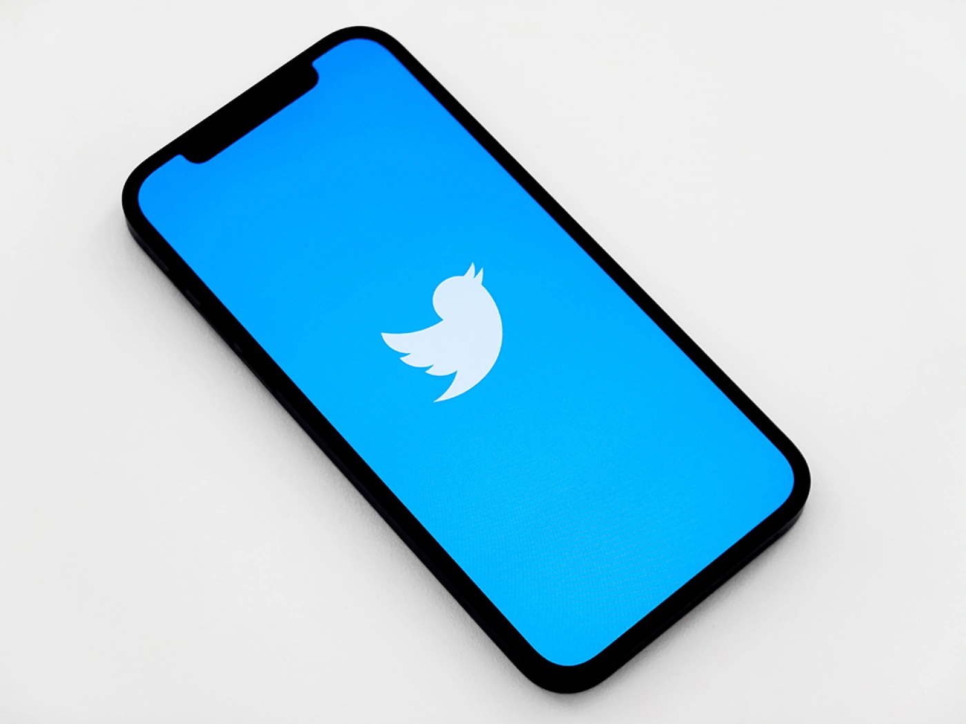 Twitter ведут переговоры с Илоном Маском о покупке компании
