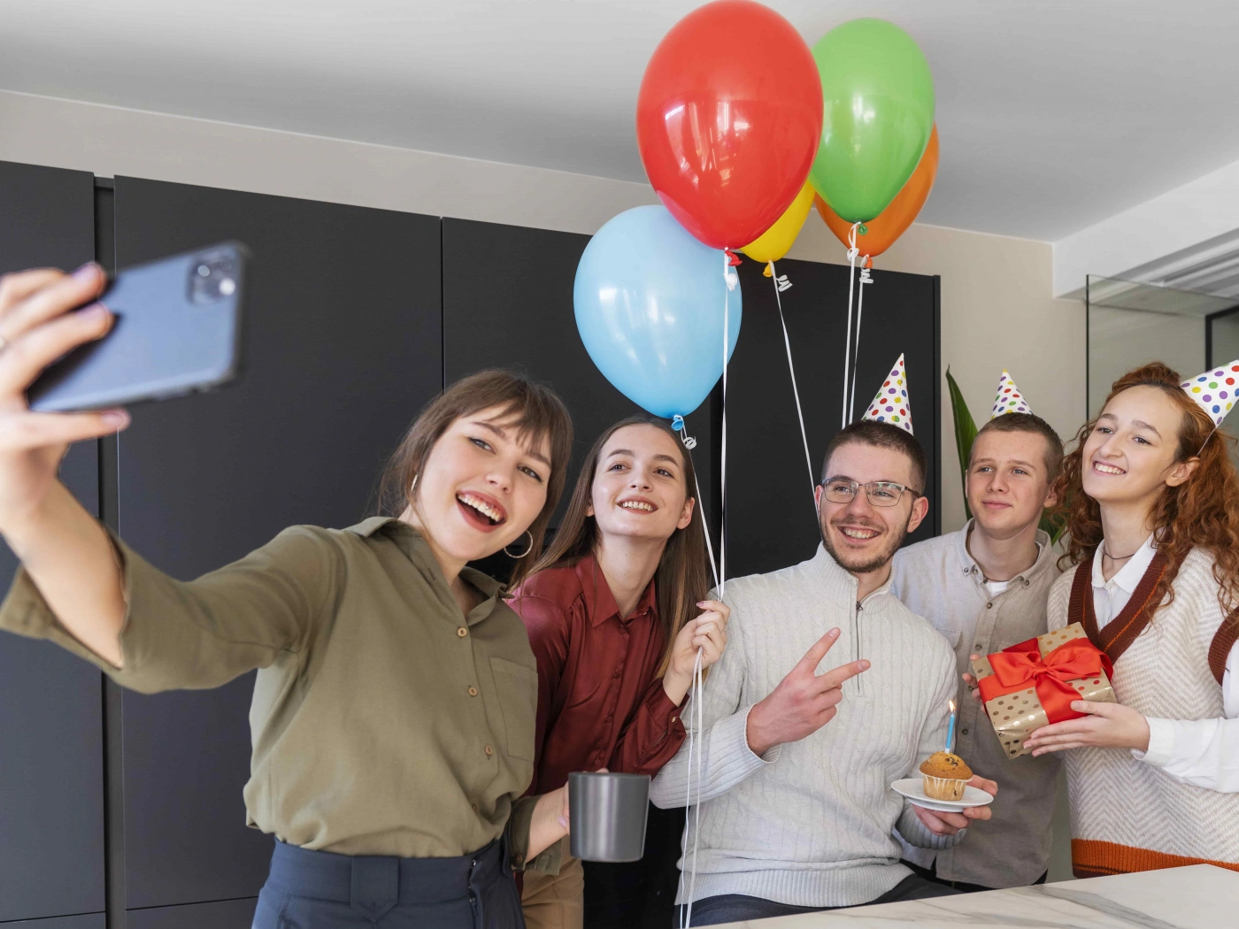 Airbnb навсегда запрещает проведение вечеринок в арендном жилье