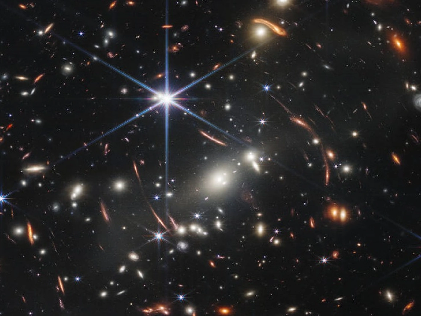 NASA опубликовало первое сверхчеткое изображение вселенной