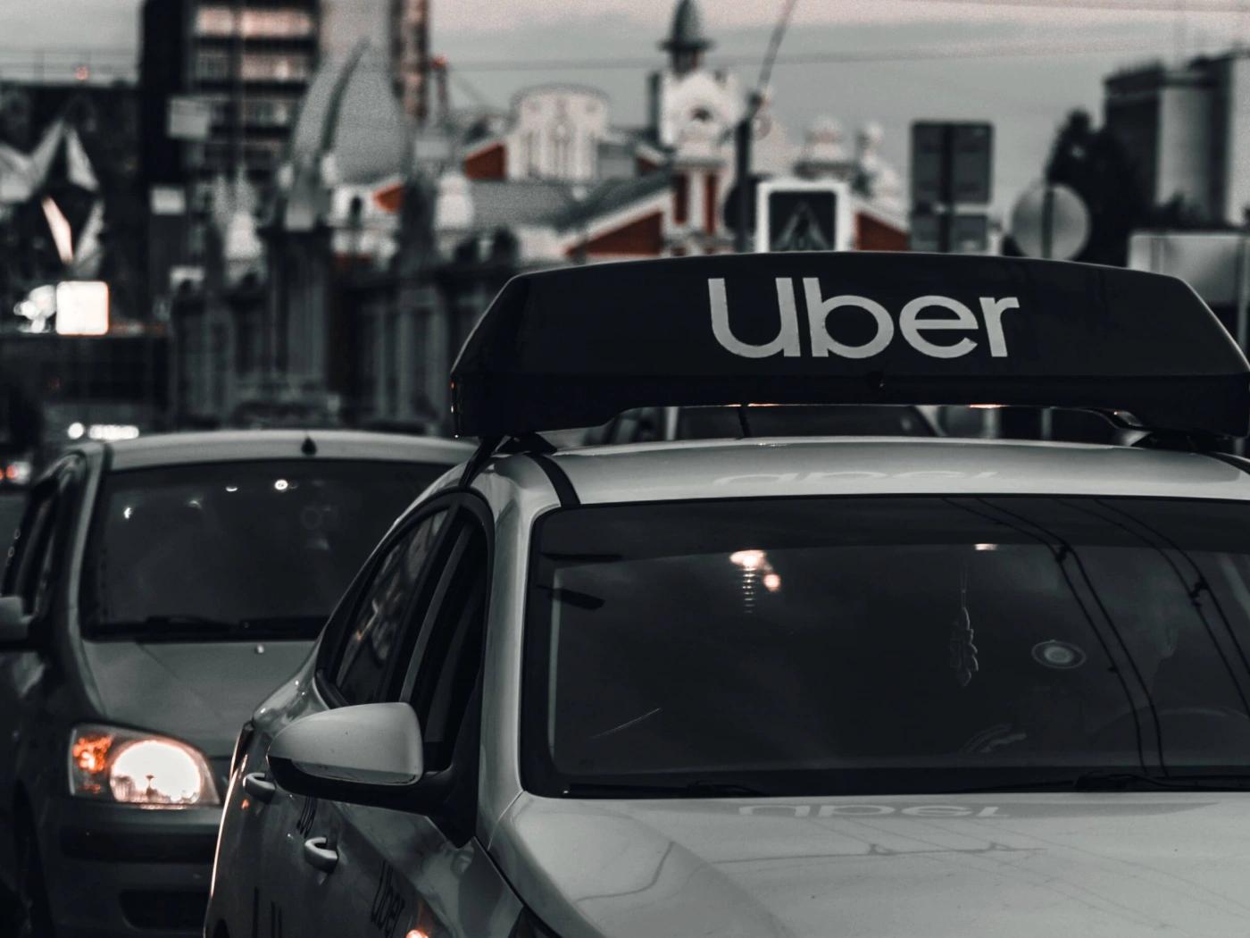 Расследование The Guardian и BBC: компания Uber расширялась с помощью давления на политиков Европы и США