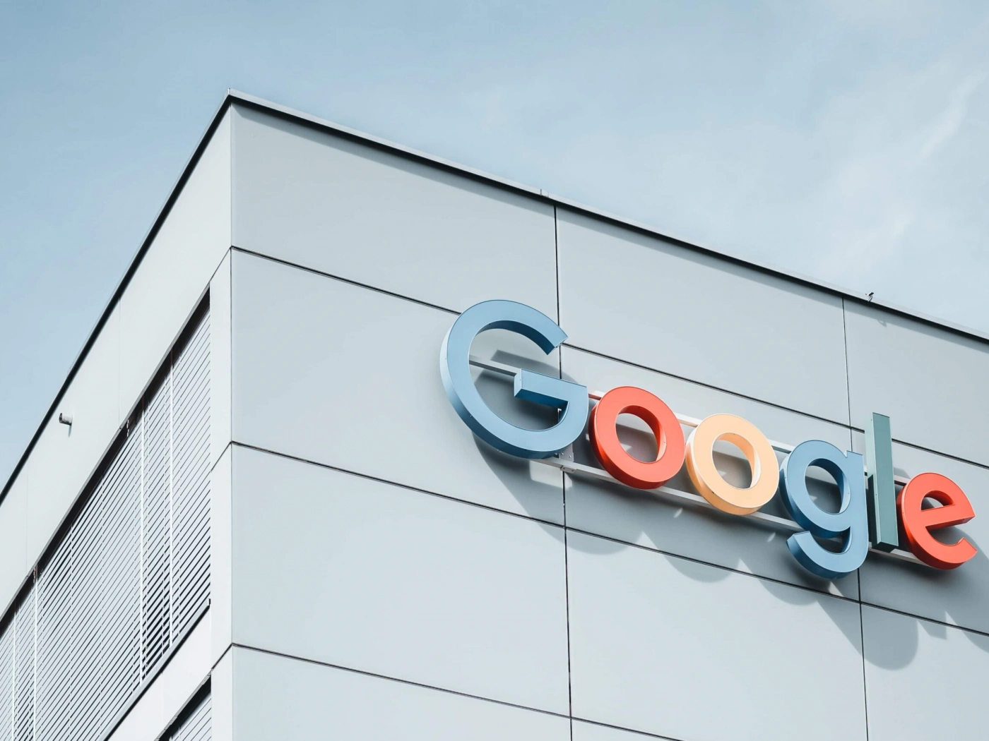 Южная Корея оштрафовала корпорации Google и Meta