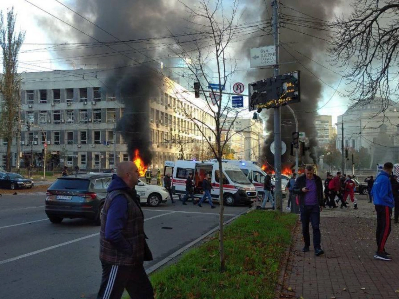 В Киеве снова прогремели взрывы