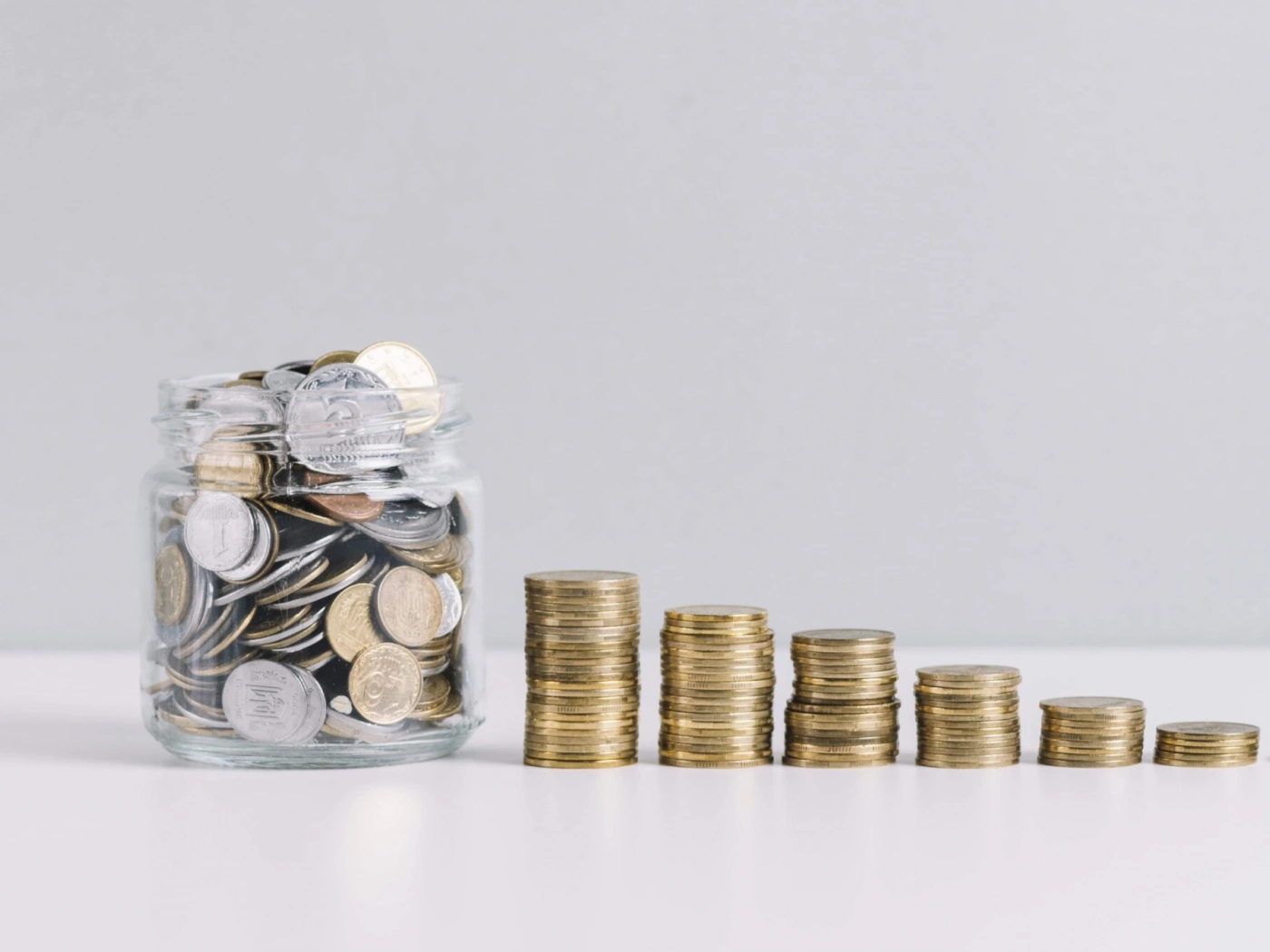 Социальным работникам в Казахстане увеличили зарплату на 25%