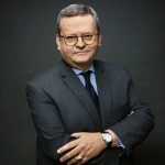 «Поддержка креаторов — наша главная миссия» — Оливье Фурнье о мастерстве и творчестве Hermès