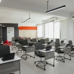 Ученики и педагоги НИШ Астана осваивают ИИ, кибербезопасность и VR в новом EdTech-классе Lenovo 