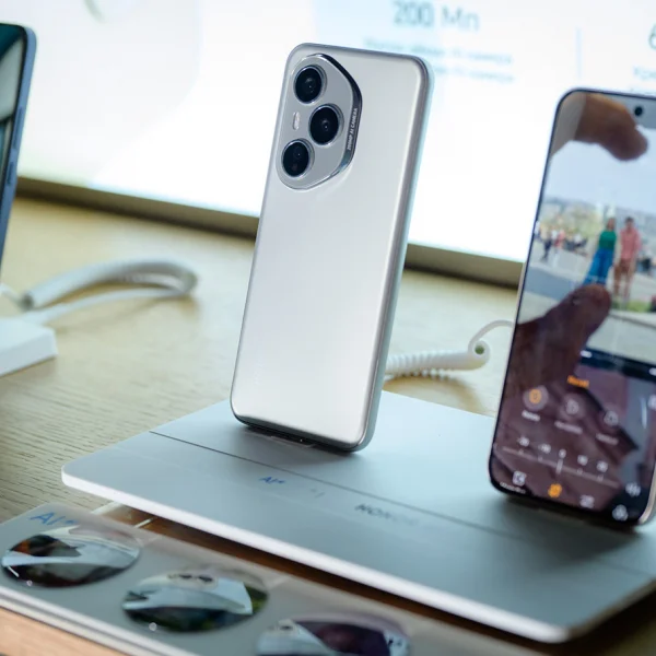 Смартфон, который замечает детали: взгляд на HONOR 400 и планы бренда