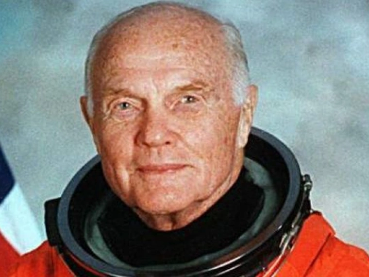 Умер американский астронавт и лётчик Джон Гленн