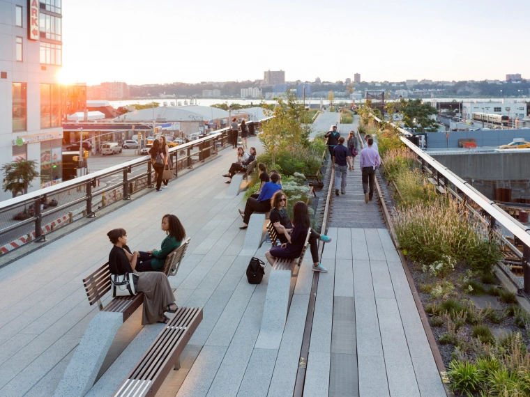 High-Line в Алматы? Что построить на месте трамвайного депо можешь предложить и ты