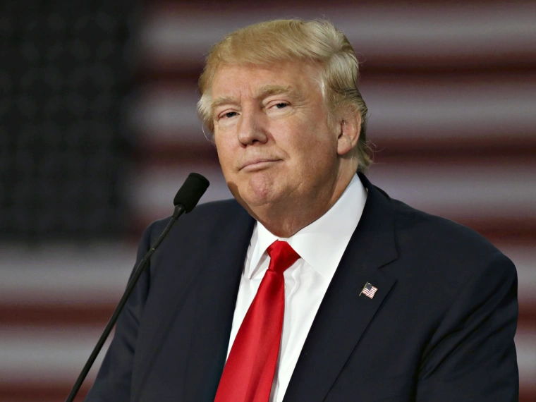 #NotOkay: Дональд Трамп спровоцировал флешмоб против насилия